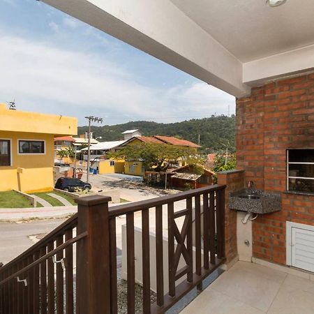 Residencial Los Abuelos Bombinhas Extérieur photo