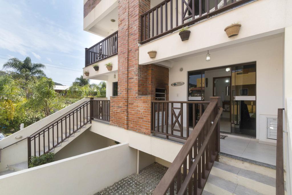 Residencial Los Abuelos Bombinhas Extérieur photo